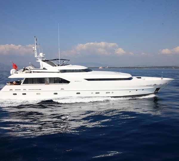 Yacht AZUL A, a Moonen Superyacht | CHARTERWORLD Luxury Superyacht Charters